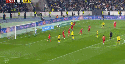 棋牌APP下载-半场:利雅得胜利1-0达马克,加里卜破门,菲利克斯中框